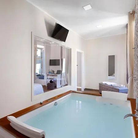 Emma Luxury 4* סורנטו